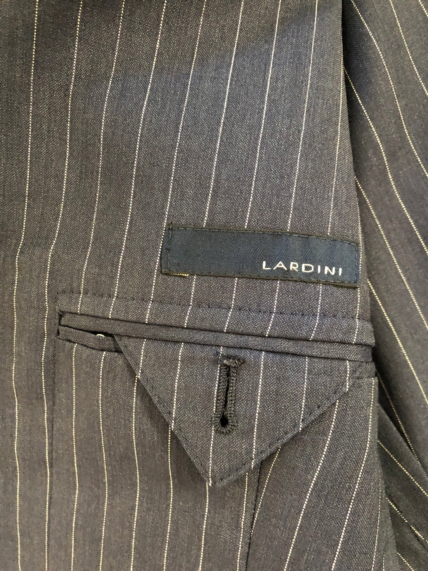 LARDINIラルディーニネイビーストライプスーツ504846