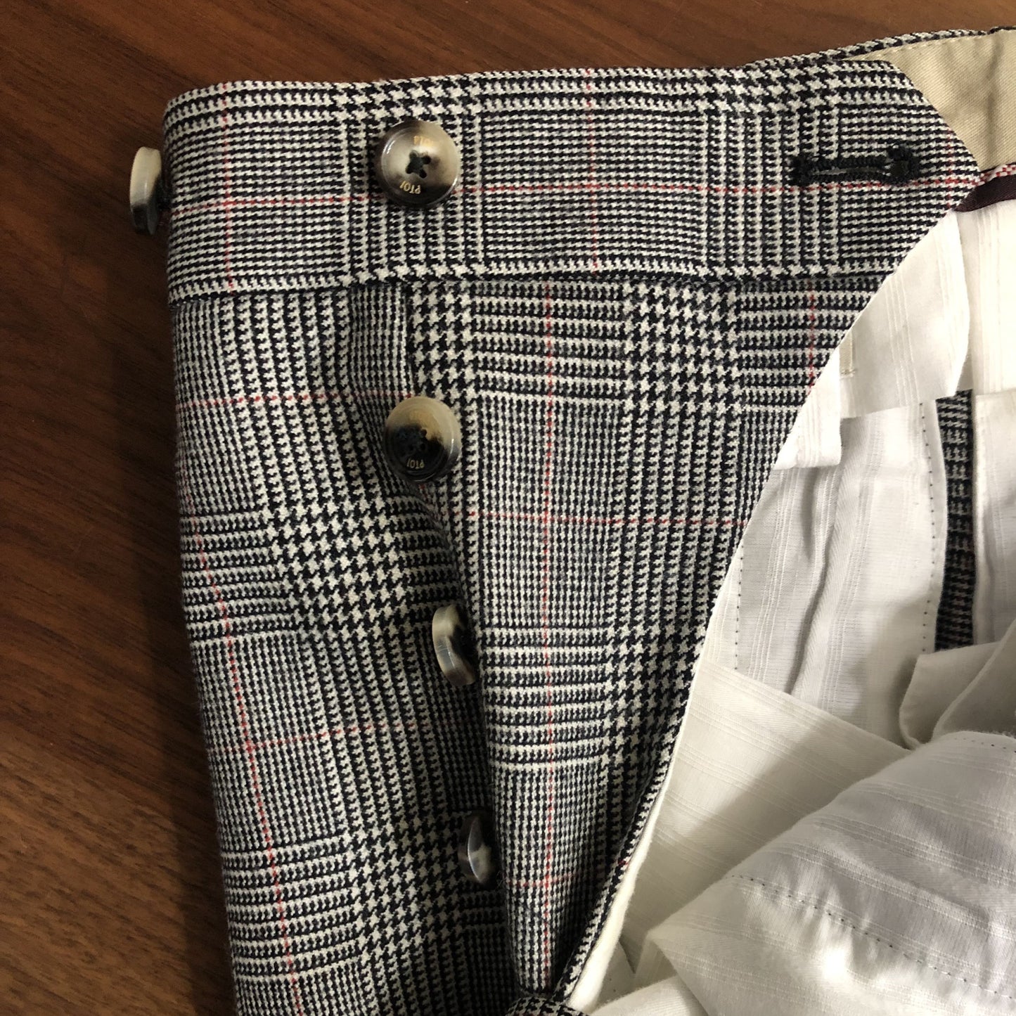 PT01 Gentleman fit チェックスラックス44